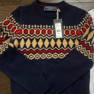 Vineyard Vines Navy Sweater with Red and Cream Pattern